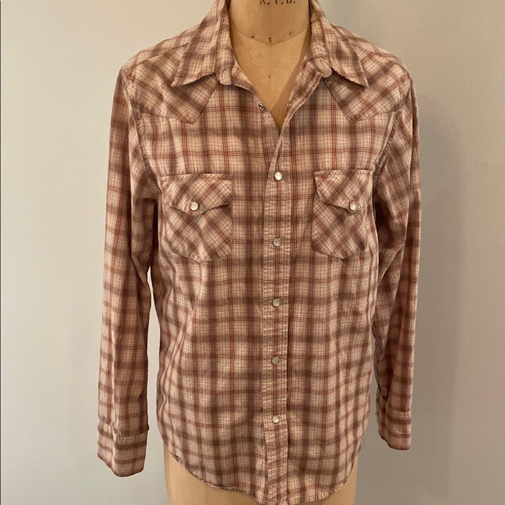 Western shirt with Stay Wild patch